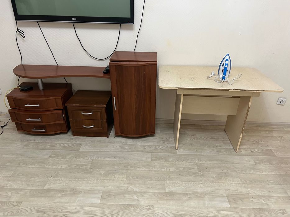 Даром мебель, заберите все самовывоз