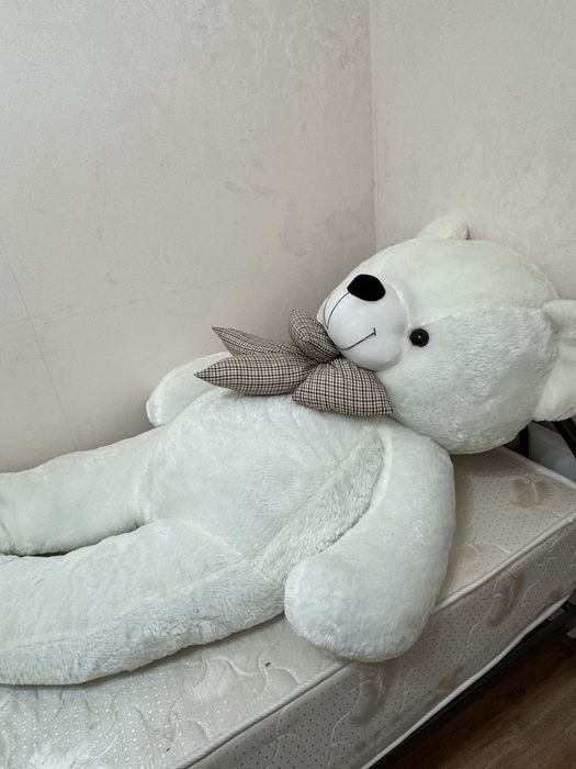 Продам плюшевого мишку