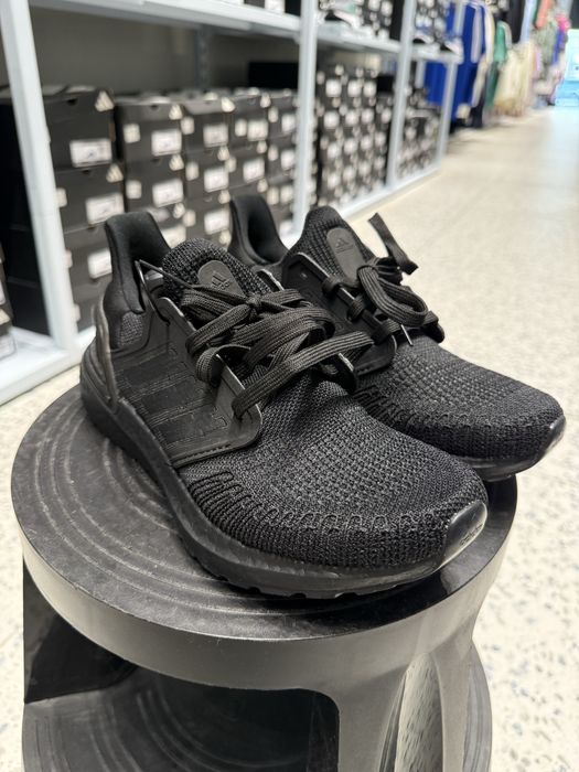 Adidas Ultraboost 20 Triple Black