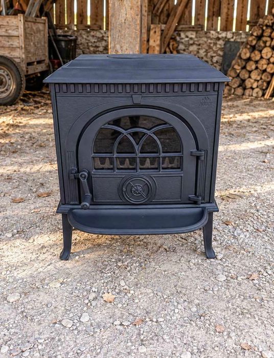 Sobă pe lemne Jotul