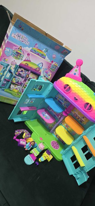 Casa Gabby's dollhouse