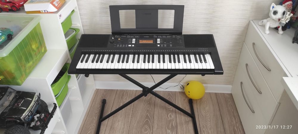 Синтезатор Yamaha PSR-E343