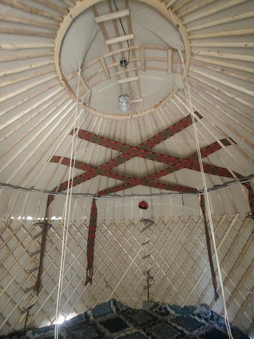 O'tov sotiladi holati yangi xamma narsasi bor 4 metrlik 2 dona 10 000