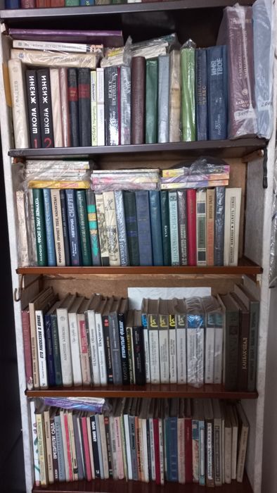 Продам книги.разного направления.