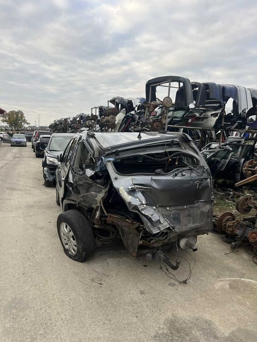 Продава се Хонда ЦРВ 2 / CRV 2 2.2 140 кс. 2006г.