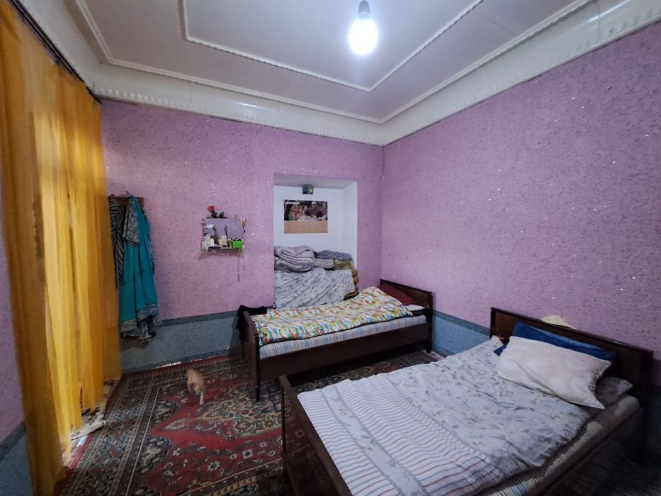 Ховли уй-жой сотилади