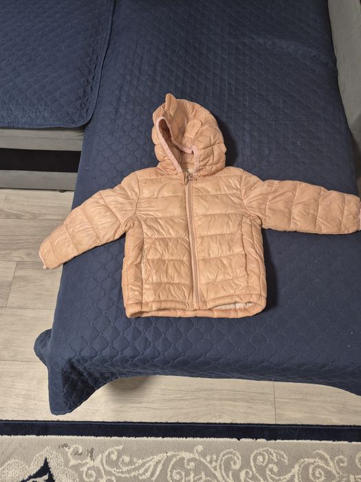 Продам детскую куртку
