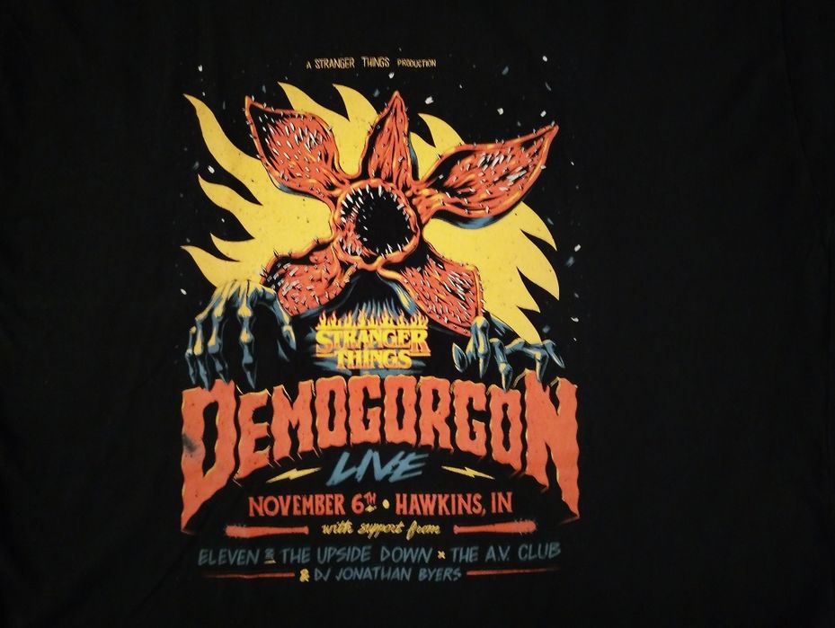 Stranger things - тениска