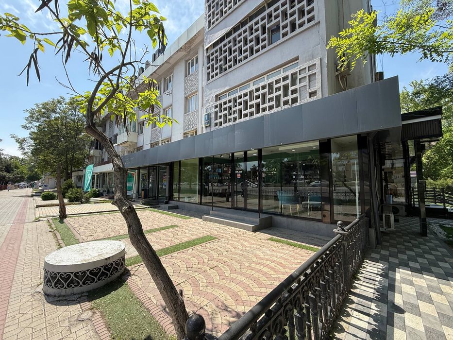 Аренда под бутик,аптека,магазин,офис и т.д ор: Алайский базар Ц-4