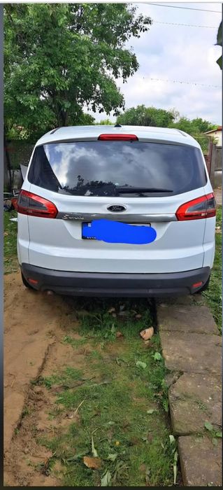 Ford S-max 2012.
