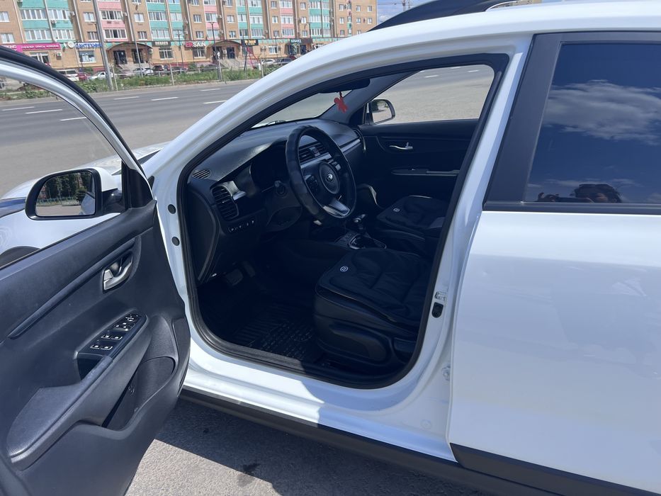 Продам kia Rio X-line 2020