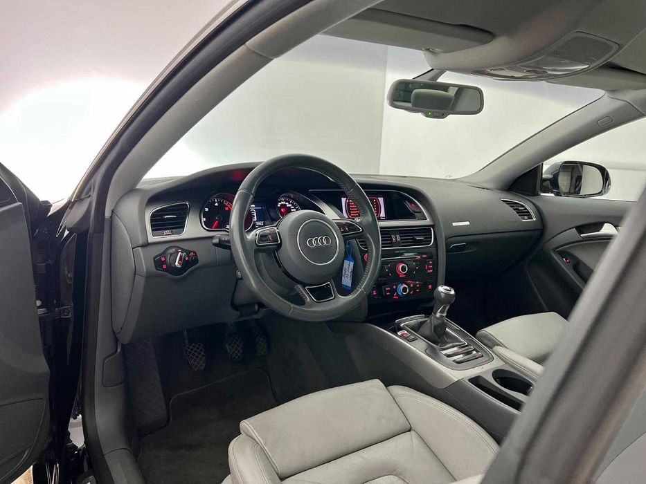 Audi-A5 S-line в перфектно състояние