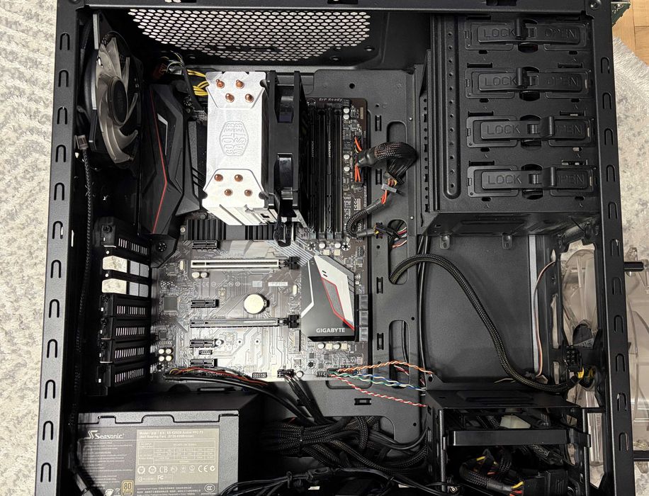 Настолен компютър i5-9600K / 16GB RAM (без видео карта и хард диск)