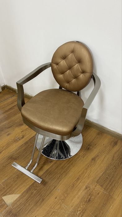 Продам салонное кресло