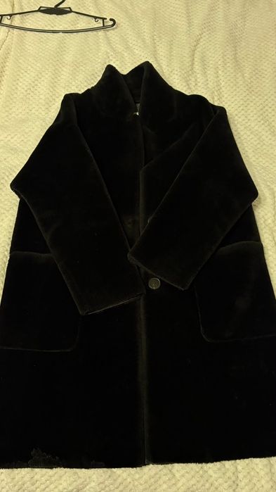 Продам шубу бренда ZARA размер М