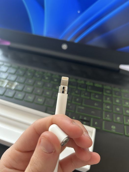 Apple pencil generația 1 lightning connector