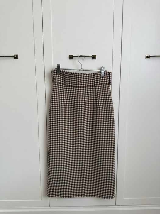 Юбки сшитые на заказ по индивидуальным меркам.