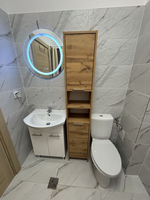 Proprietar vand apartament cu 2 camere decomandat, loc de parcare inclus