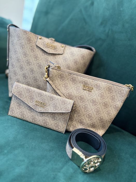 Guess комплект чанти + колан
