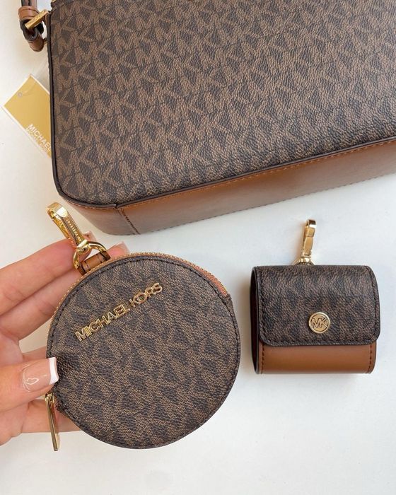 Сумка от Michael Kors