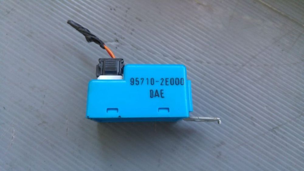 releu 1.4 b  kia cee'd ceed break facelift  95710-2e000