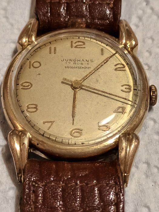 Junghans 17 rubine