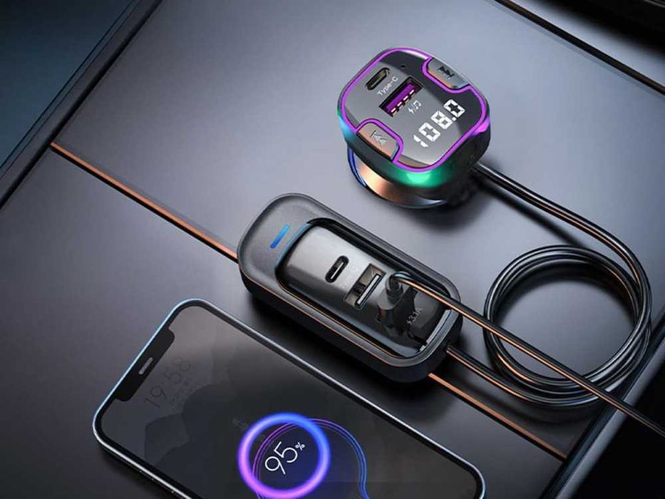 Bluetooth FM Трансмитер за кола с 3x USB и Type-C зарядно, микрофон