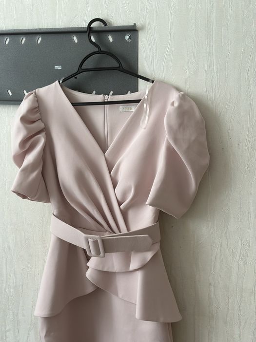 Платье коктейльное