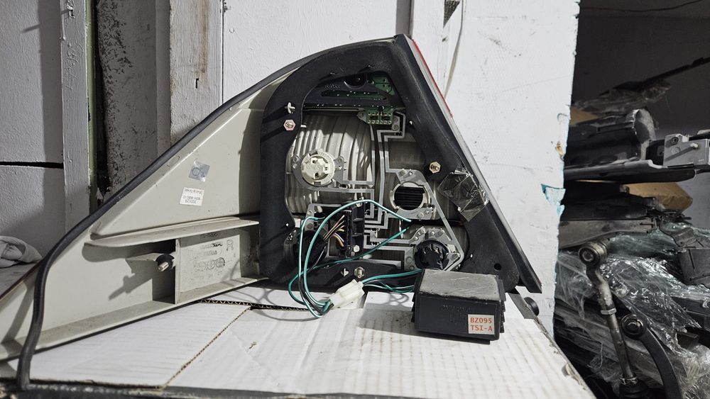 Десен стоп за Mercedes w220