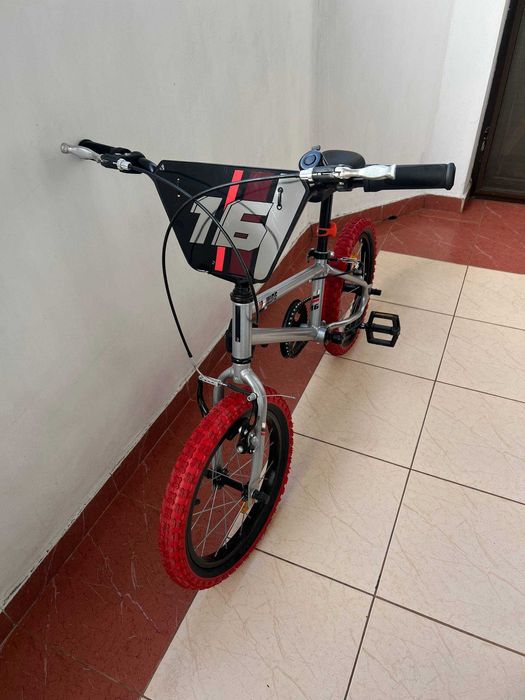Детски велосипед BTWIN BMX 16" WIPE 500 (5-7 г. и 110-125 см) + Детска каска като подарък!