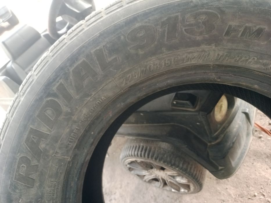 шины 225/70R15C 3шт.