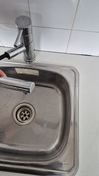 Шкаф с мивка,батерия и сифон