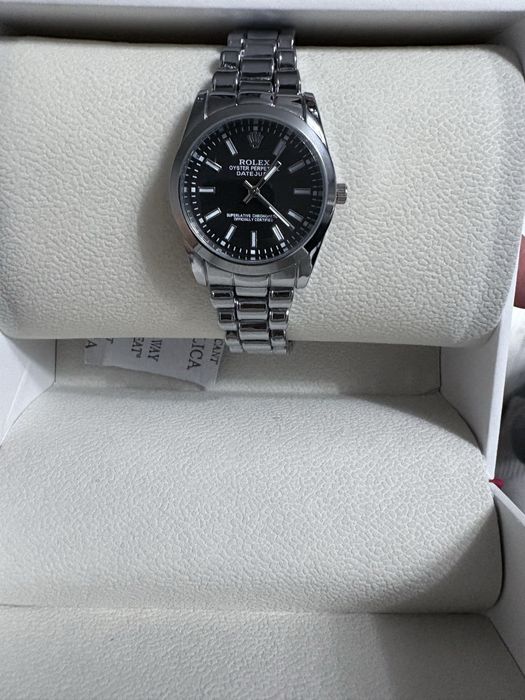 Часы ролех продам