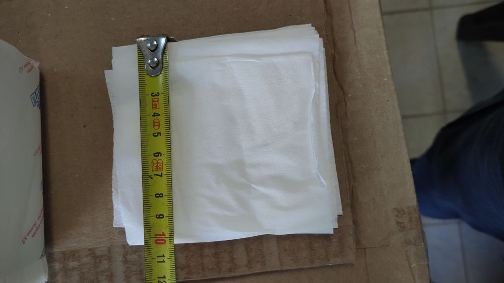 Тоалетна хартия на пачки за диспенсер
