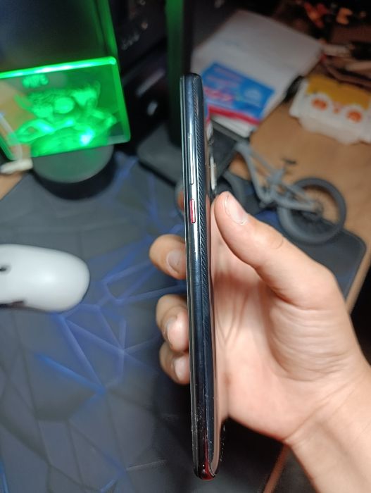 Xaomi mi 9t с разбитым экраном