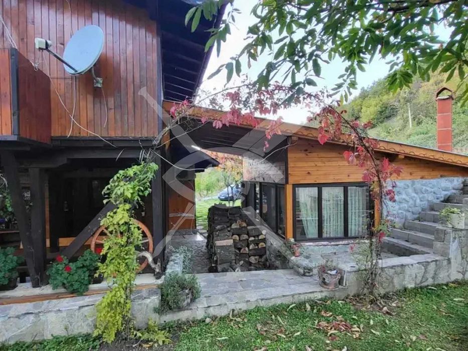 Продава се Къща в с. Рибарица, Област Ловеч - 162 кв.м за 939 €/кв.м - Снимка #4