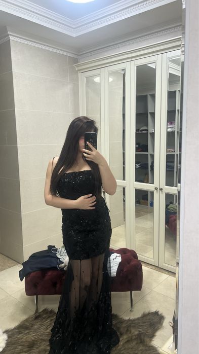 Вечернее платье