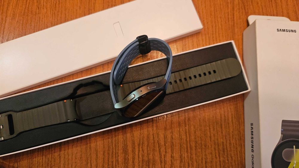 Samsung Galaxy Watch 7 44 mm с гаранция