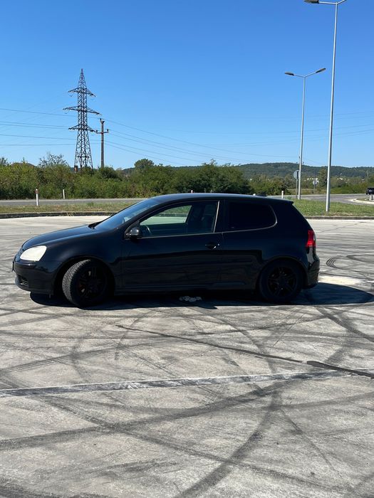 Vând golf 5 1.9 tdi