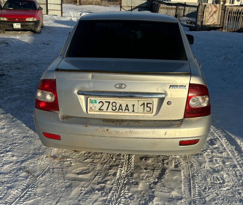 Серая лада приора 2011 года