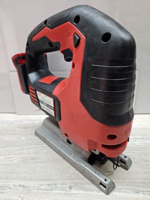 Milwaukee Зеге M18BJS 18V.