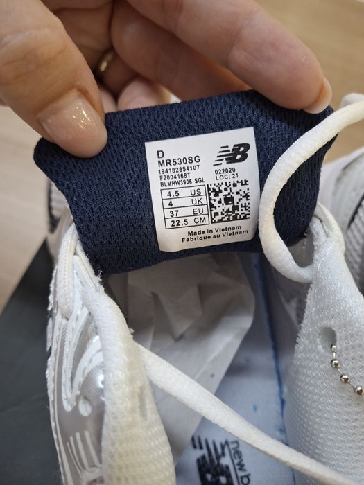 Adidasi New Balance 37