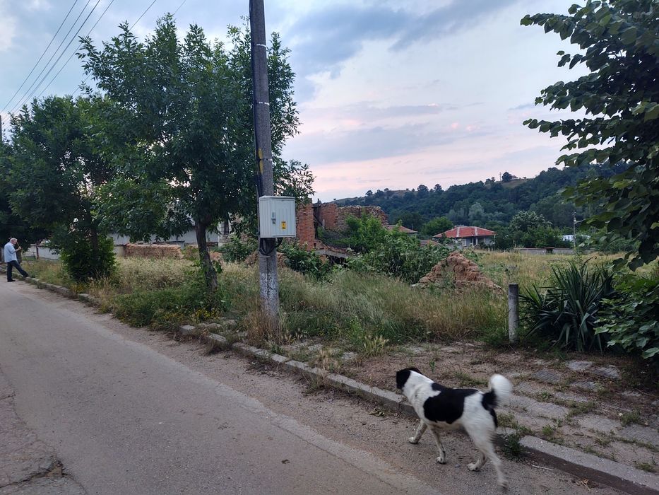 Най-ниска цена в района - Парцели УПИ 4бр. в регулация централна част
