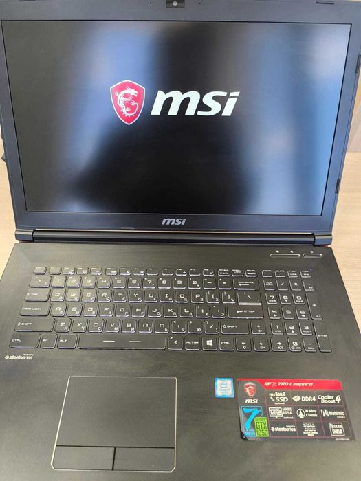 Игровой ноутбук MSI GP72 7RD Leopard 17.3