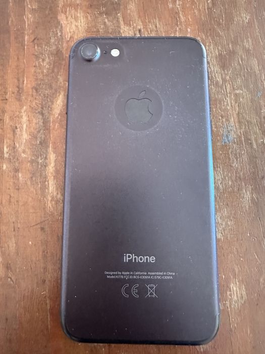 Iphone 7 /Айфон 7 32GB Black / Черен