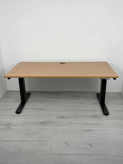 Бюро електрическо регулируем подходящо за домашен офис и бизнес среда