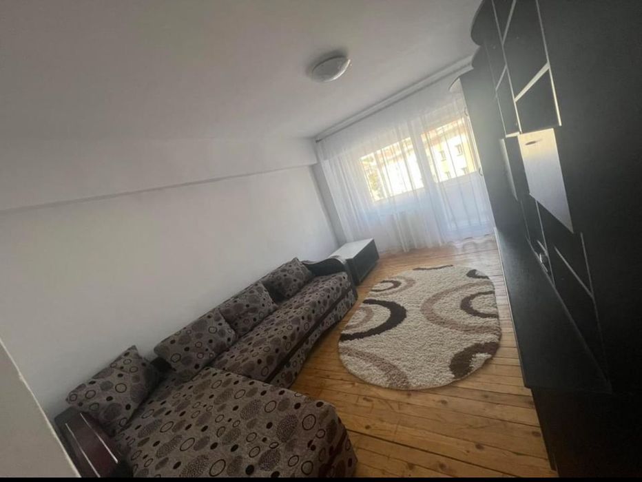 Inchiriez apartament 2 camere, Turda-zona centrala