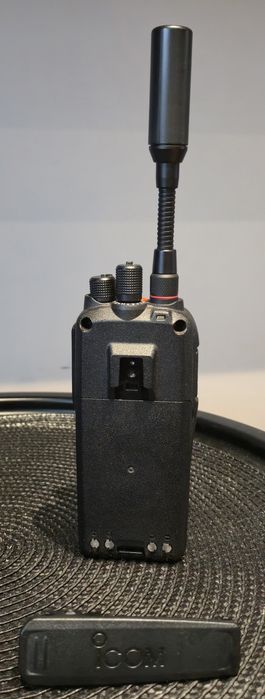 Statie~Telefon satelit~ICOM IC-SAT100