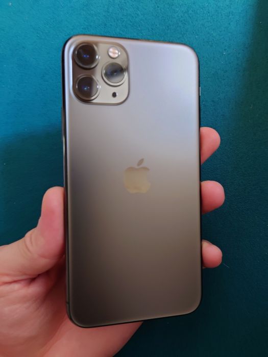 Продам iPhone 11 Pro