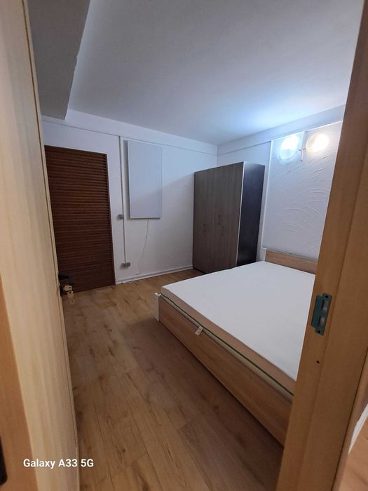 Proprietar inchiriez 2 camere Complex-Lunei complet mobilat